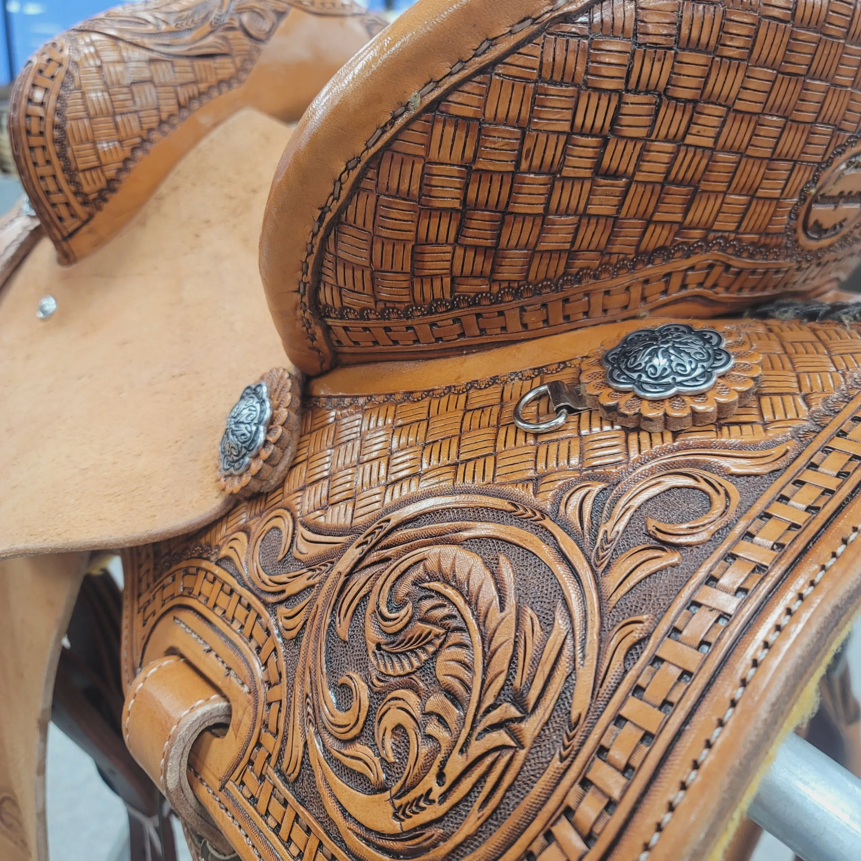 Connolly's Barrel Saddle - 13" - #B2211(1)