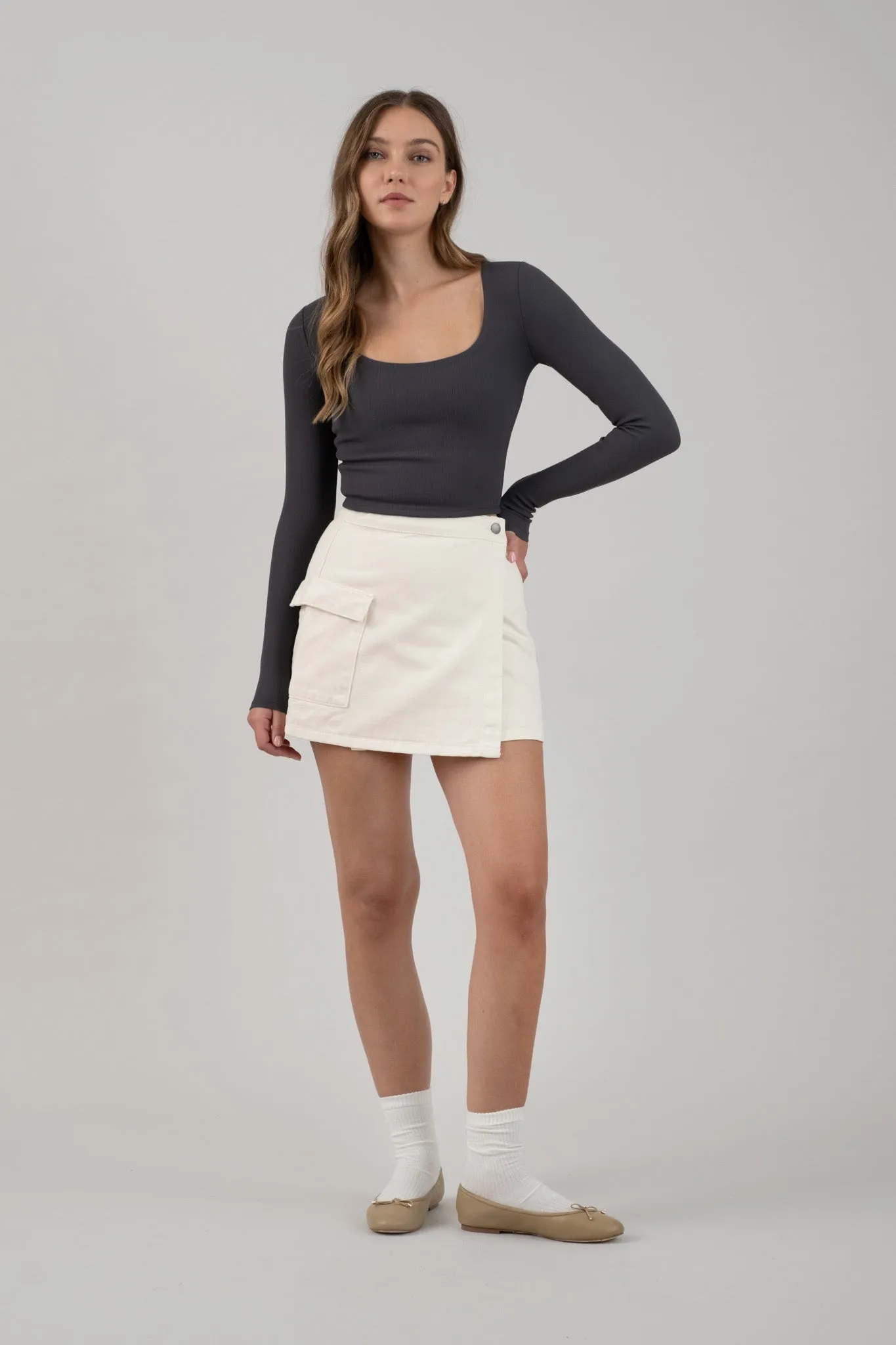 DENIM WRAP CARGO MINI SKIRT