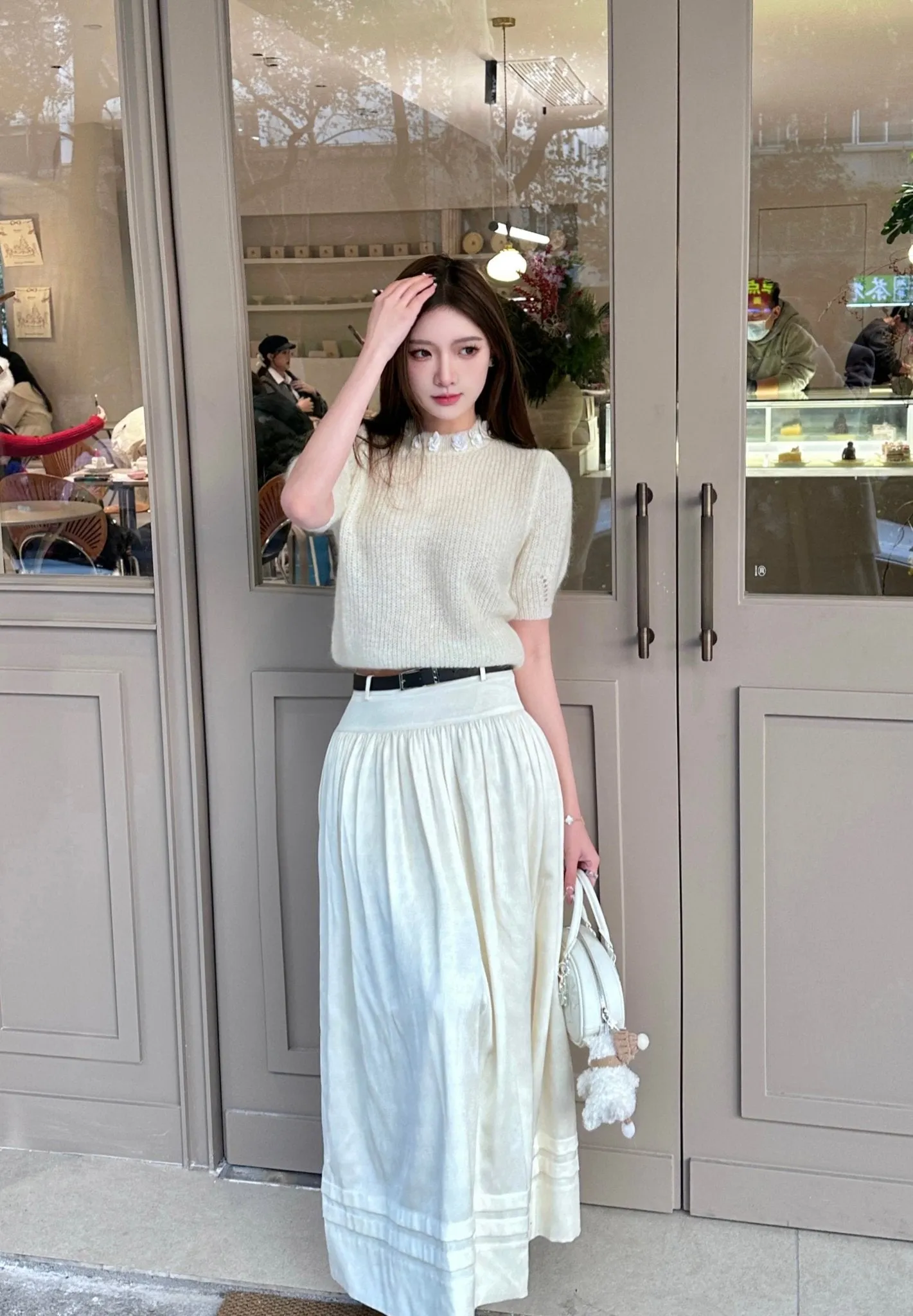 High-Waisted Tiered Skirt in Beige